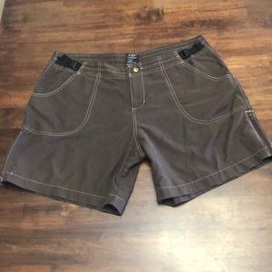 Kuhl Dry Hiking Shorts size Large